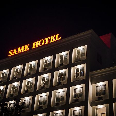 Same Hotel Malang Exterior foto